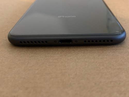 Apple iPhone 8 Plus Space gray - 64GB - (Unlocked) A1864 (CDMA + GSM) - Afbeelding 4 van 10