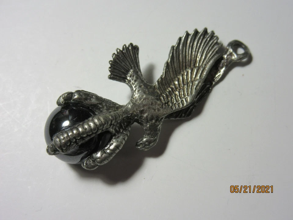 Colgante esfera cuarzo hematita garra de águila 1 3/4 pulgadas Foto 2 de 4