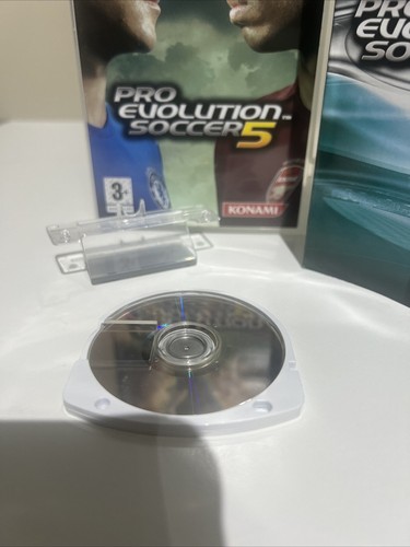 PlayStation Portable PSP UMD Game PRO EVOLUTION SOCCER 5 Boxed With Manual - Picture 2 of 6