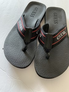 slippers guess