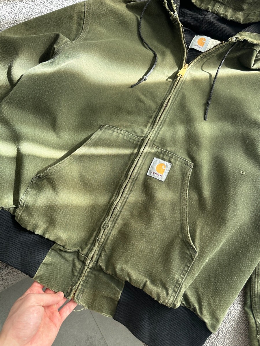 Men's Vintage 90s CARHARTT Distressed Hooded Jacket JR104 Men's Vintage 90s CARHARTT Distressed Hooded Jacket JR104