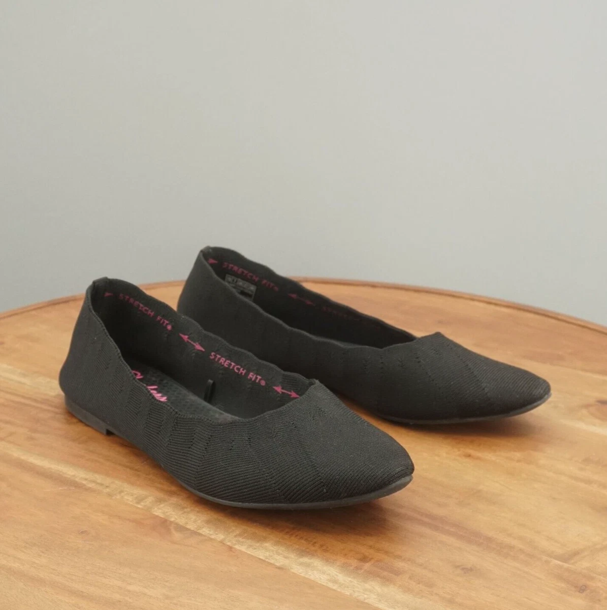 Skechers sales pointed flats