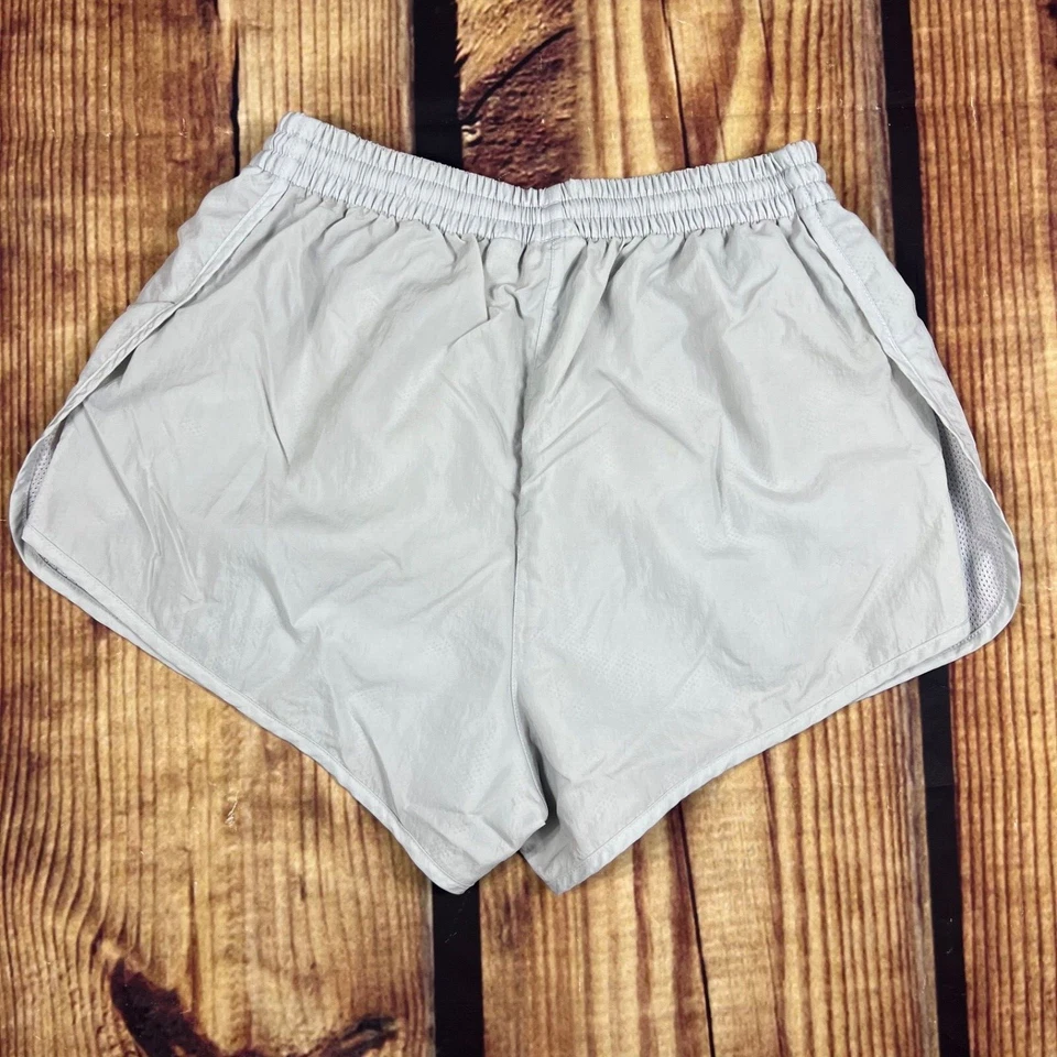 Pantalones Cortos para Correr Adidas Trifolio Gris Para Mujer Medianos Verde Primicio Tejido Entrenamiento Gimnasio Foto 3 de 4