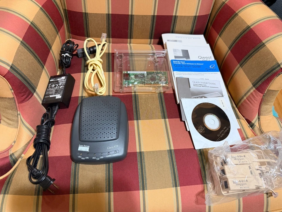 Cisco 678 Qwest DSL Vintage Internet Kit Complete Set – Excellent Condition - Image 4 of 4