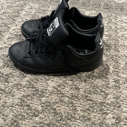 Adidas Stan Smith Sneaker Core Black, Triple Black Size 7 Men's - Picture 2 of 6
