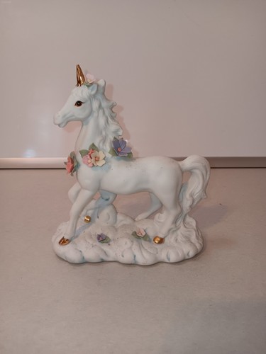 White Unicorn on Cloud Porcelain Vintage 1997 YH*