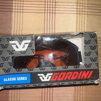 Gordini Classic Series GG44G Crest Ski/Snowboard Goggles - Black, Gold Lens, NEW