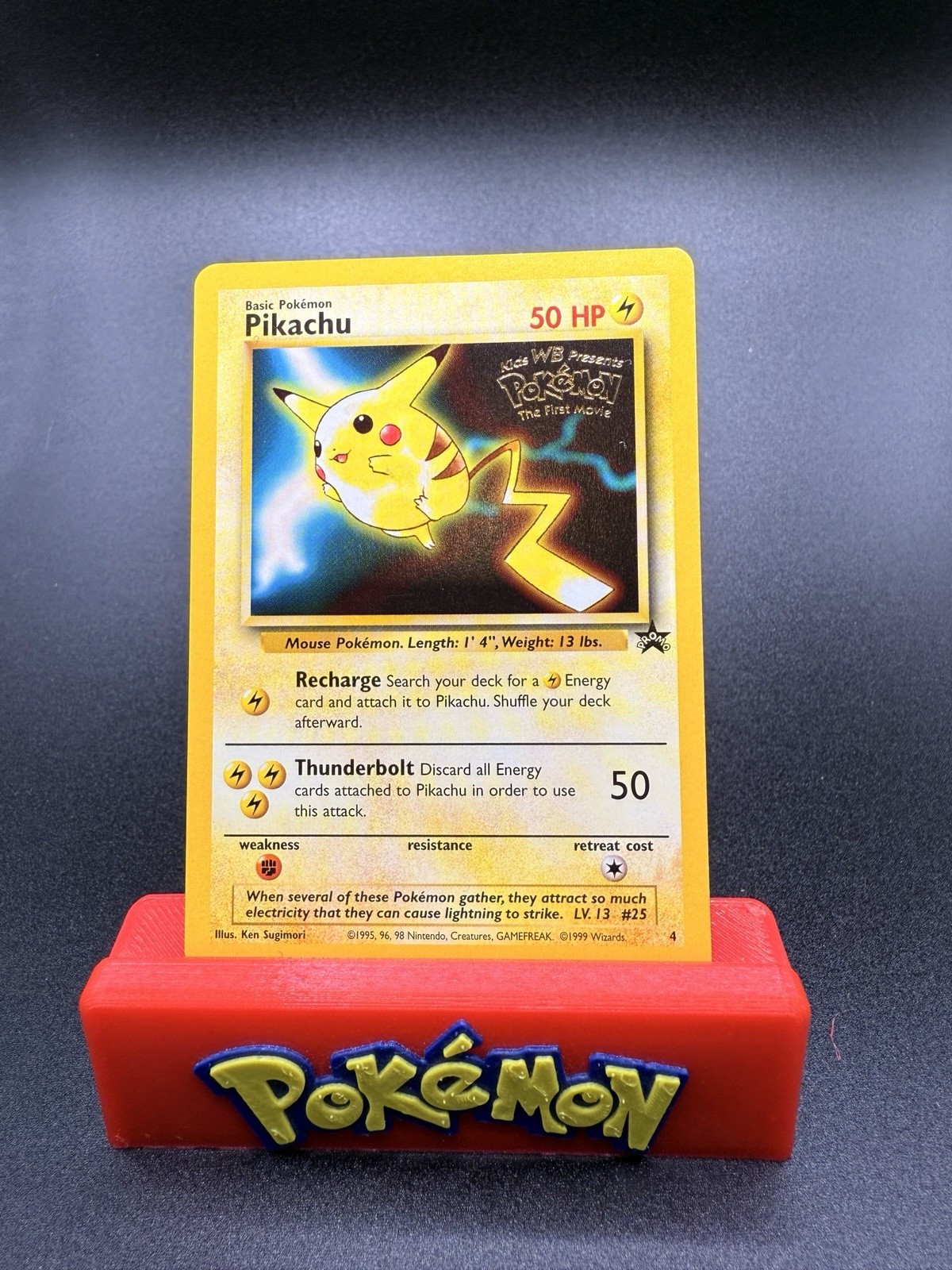 NM  Pikachu Pokémon The First Movie Kids WB  4 WoTC Black Star promo Card