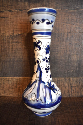 Vintage Hand Painted Aladdin Vase Blue White Portugal | eBay Vintage Hand Painted Aladdin Vase Blue White Portugal | eBay
