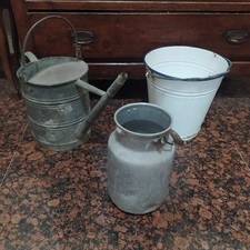 vecchi attrezzi contadini in blocco