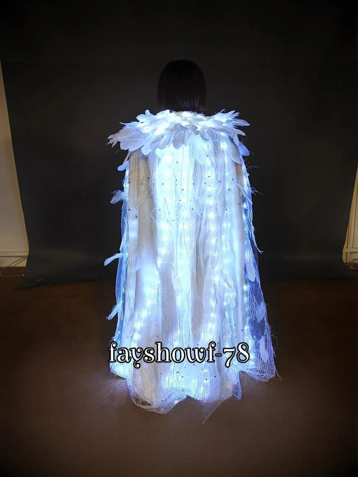 Bar Discoteca LED Brillo Pluma Capa Atmósfera Disfraz Luminoso Utilería Juegos con disfraces Foto 2 de 4