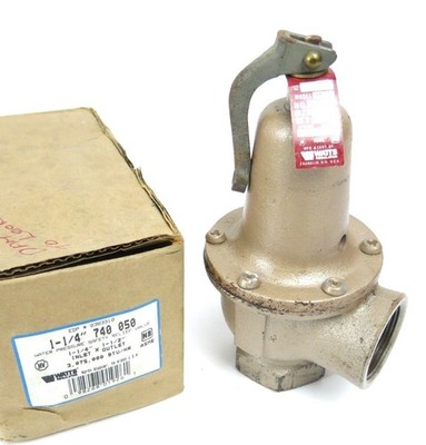 WATTS Safety Relief Valve, 1-1/4x1-1/2 In, 50psi