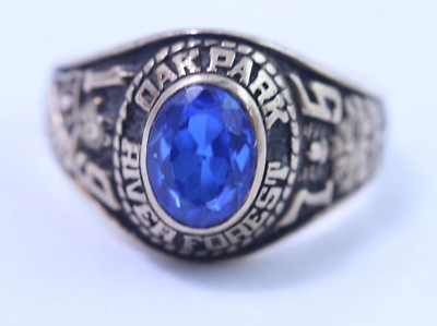 A*a様 1975年 Bale社製 米国 ヴィンテージクラスリング Branch 10k Yellow Gold Balfour 1975 Oak Park River Forest Class Ring Size