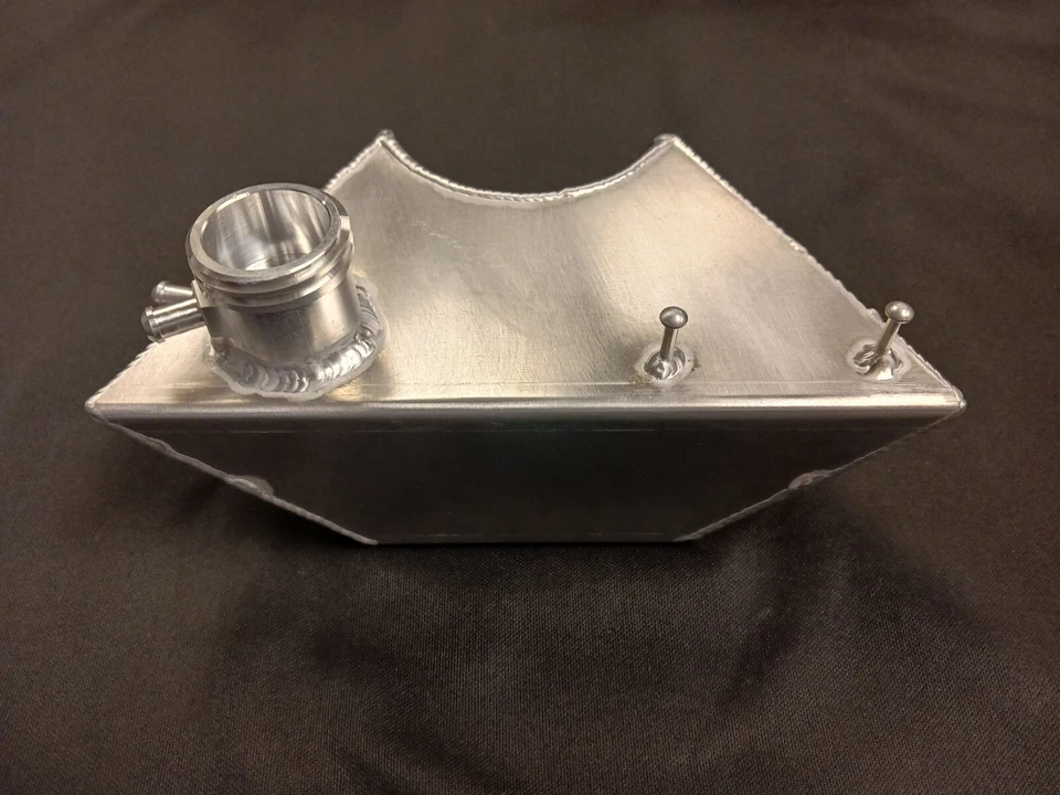 Алюминиевый расширительный бак для воды Ducati 748 Ducati 916 Ducati 996 998 СУПЕРБАЙК - Изображение 2 из 4