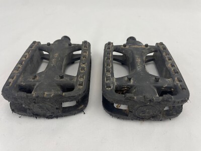 Pédales plates VTT - BMX Xerama aluminium noir - Partie cycle vélo sur
