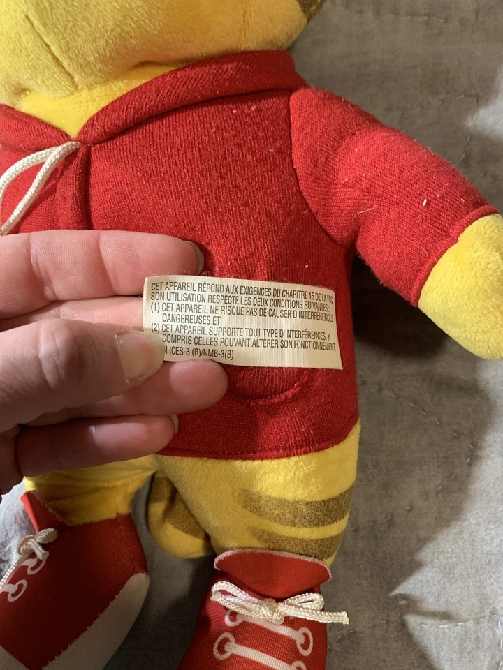 Daniel Tiger's Neighborhood - Hi Neighbor Daniel Tiger 12” talking plush toy - Image 2 of 4