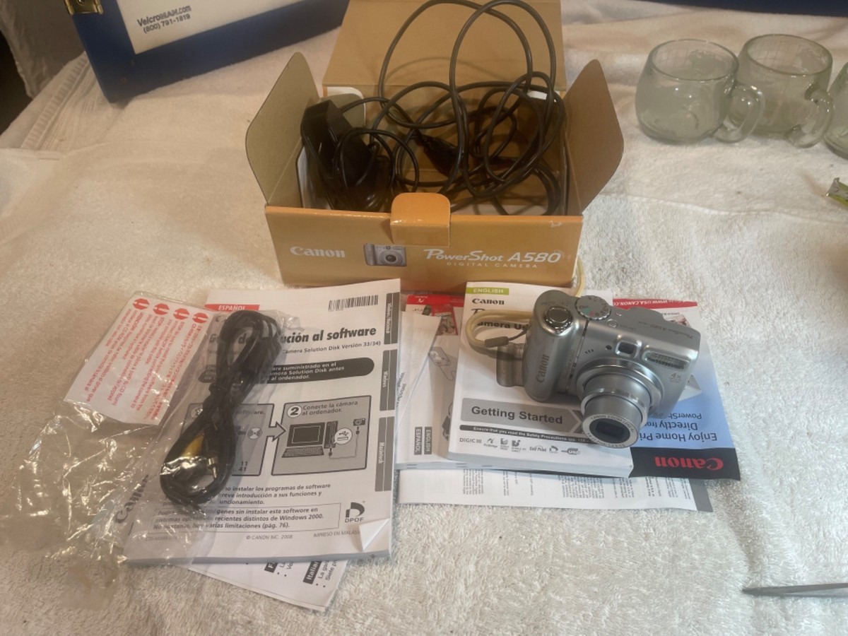 Canon PowerShot A580 箱付き Canon PowerShot A580 8.0MP Digital Camera - Silver for sale