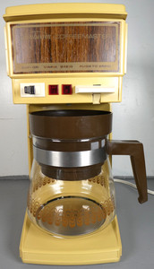 Rare Unused Vintage Sunbeam Harvest Gold Coffee Maker 1970's - CoffeeMaster