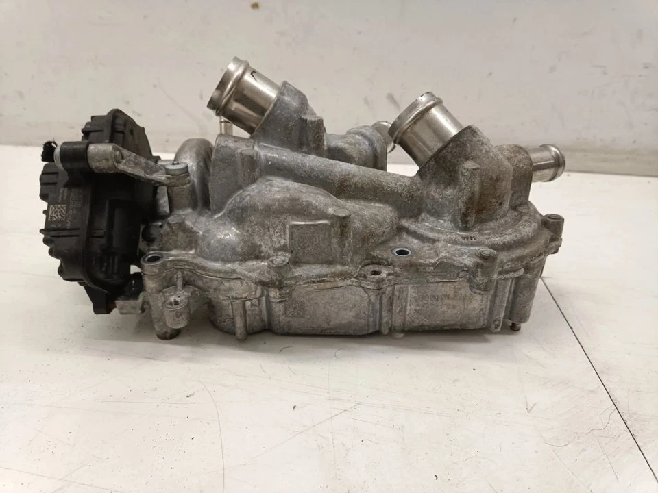 Pompa refrigerante acqua benzina Audi Q2 - 2020 05E907593 NAR93159 - Immagine 4 di 4