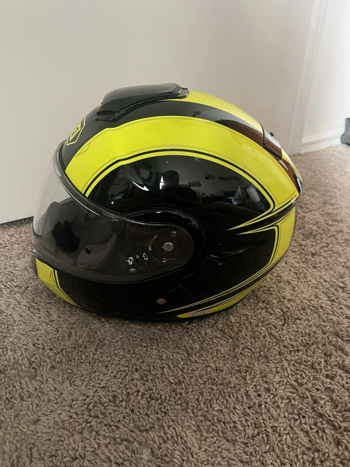 Casco Modular Shoei NeoTec Borealis&Sena Bluetooth Negro Amarillo DESCONTINUADO Foto 2 de 4