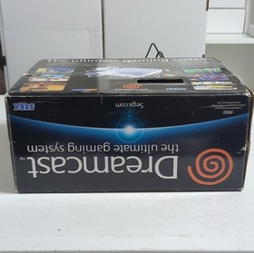 SEGA Dreamcast HKT-3020 Console White w/ Box, 2 Controllers, 4 Games