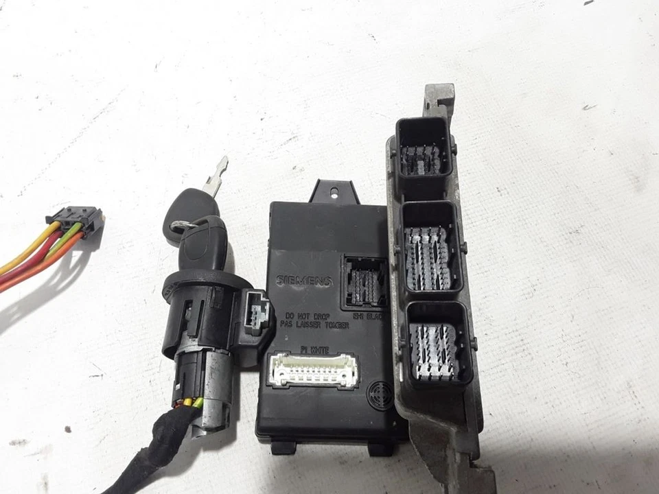 Renault Thalia I 2007 Motor Gasolina ECU Kit y Juego Cerradura AUA124055 - Imagen 4 de 4