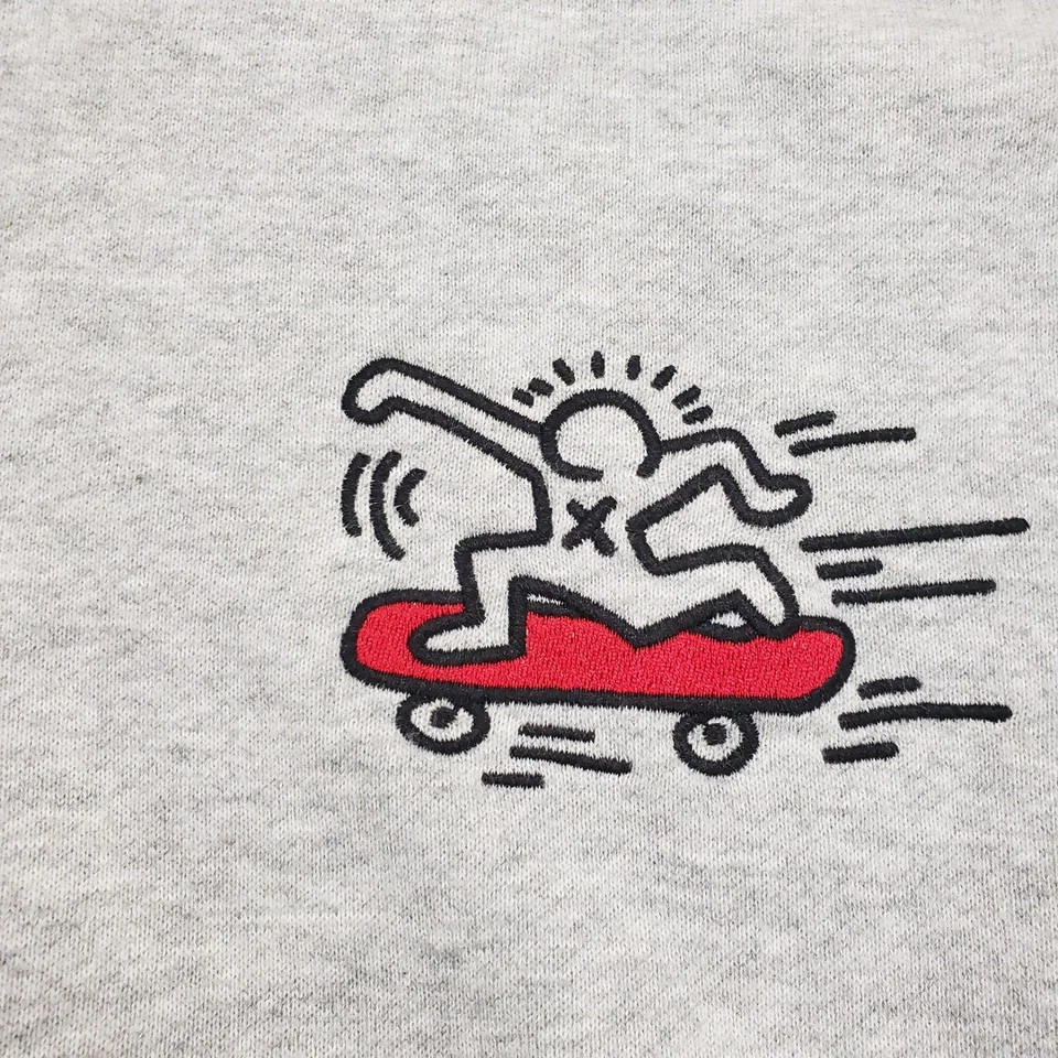 Sudadera HM Keith Haring Para Hombres Gris Medio Pullover 1/4 Cremallera Calce Relajado Patinador Foto 3 de 4