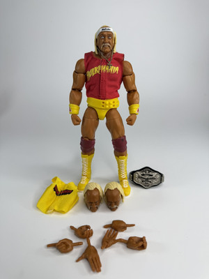 WWE Ultimate Edition Hulk Hogan. With Extras.
