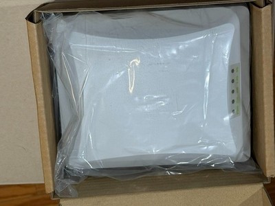 Access Networks B300 Outdoor Access Point ANW-B300-US00 With Accessories