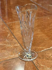 BOHEMIA CZECH REPUBLIC PALM LEAF CLEAR 6.75" BUD VASE PEDESTAL FOOTED NEW NWT