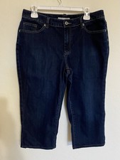 Chico  s Platinum Size 2 Cropped Jeans