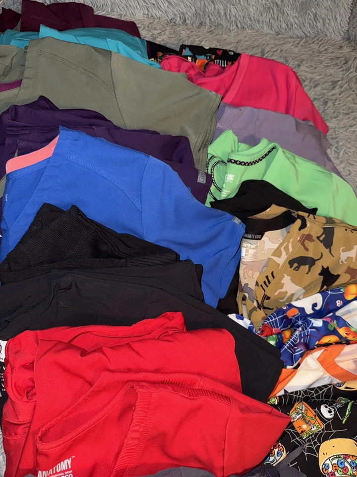 Scrub Lot - Image 2 of 4