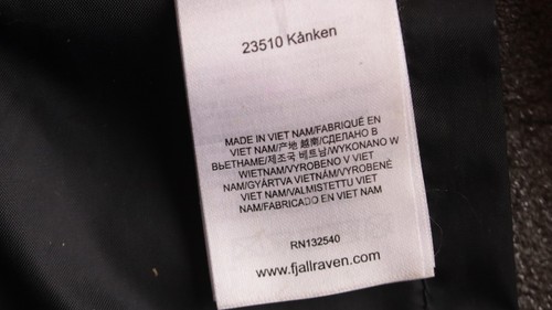 Mochila clásica Fjallraven Kanken 23510 - Negra - ¡Envío rápido! - Imagen 9 de 9
