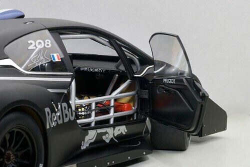 絶版 AUTOart 1/18 プジョー 208 T16 パイクスピーク Peugeot 208 T16 Pikes Peak Red Bull Presentation Car Black 1