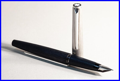 MONTBLANC 225 PISTON FILLER in matt Black & Silver with MEDIUM
