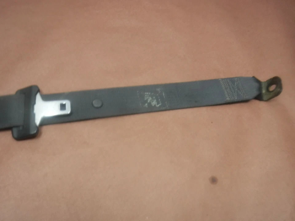 Jeep Liberty KJ 2003 Rear Driver Seat Belt Buckle Retractor Free Ship - Image 2 of 4