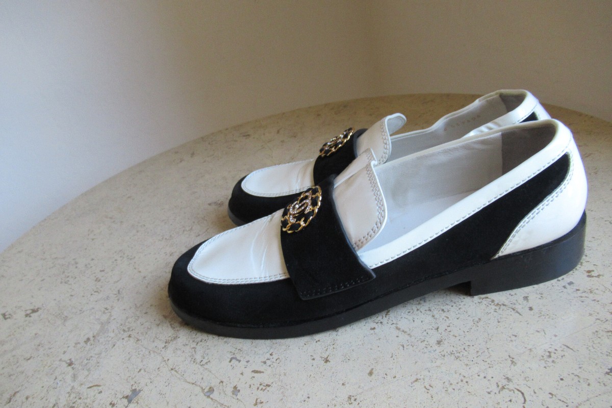 AUTH CHANEL PATENT WHITE & SUEDE EMBELLISHED LOAFERS AUTH CHANEL PATENT WHITE & SUEDE EMBELLISHED LOAFERS