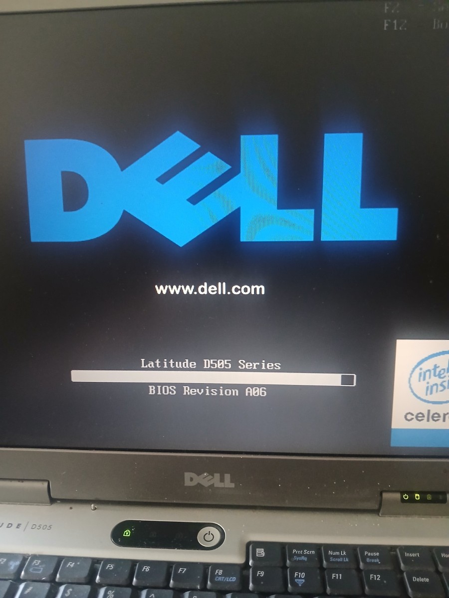 Dell Latitude D505 Notebook Intel Celeron M 256MB RAM 14