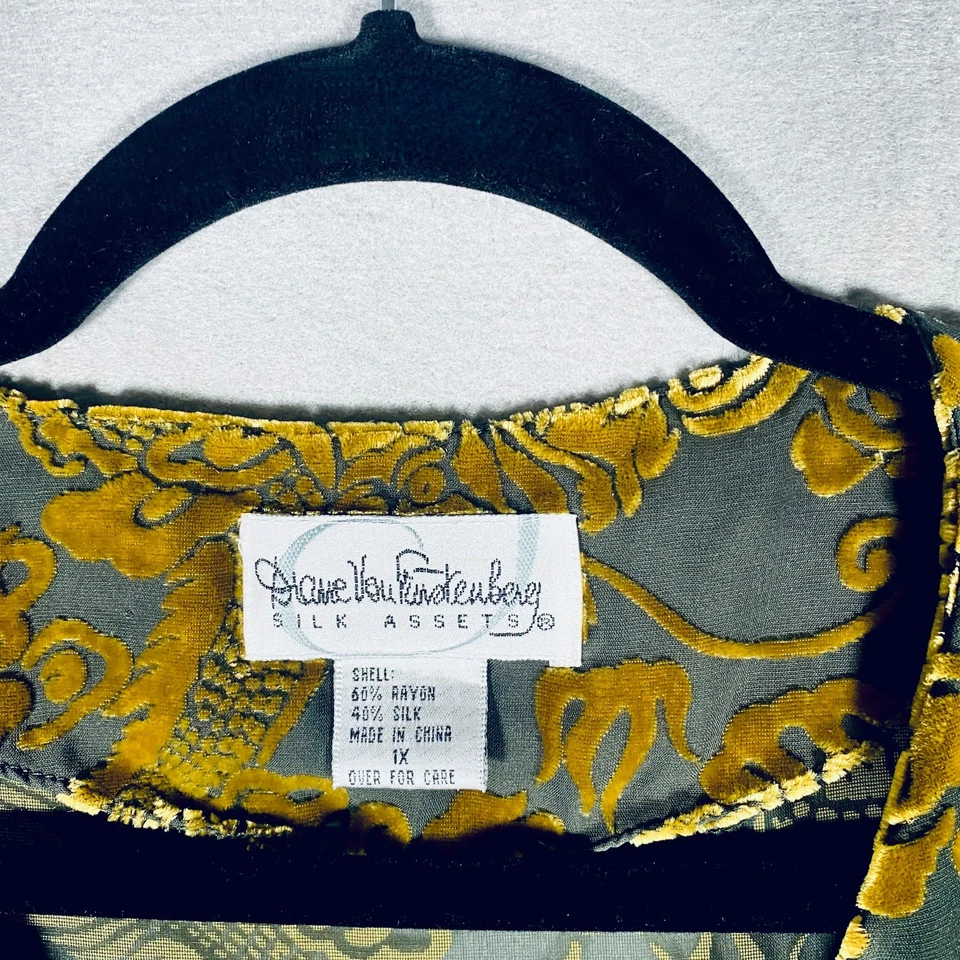 Blusa vintage DVF Top para mujer 1x terciopelo dorado Burnout abotonada Foto 4 de 4