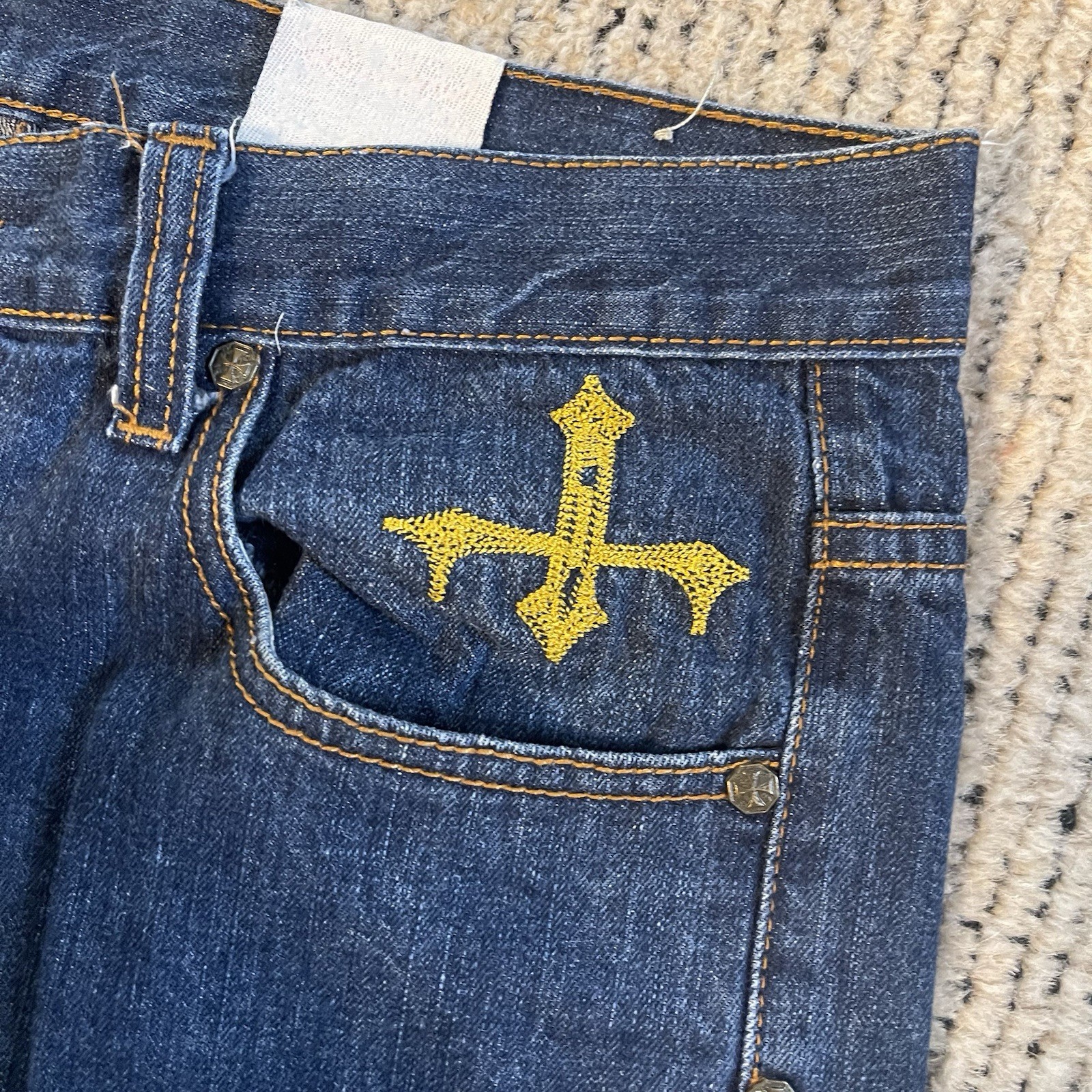 Picture 4 of 20
