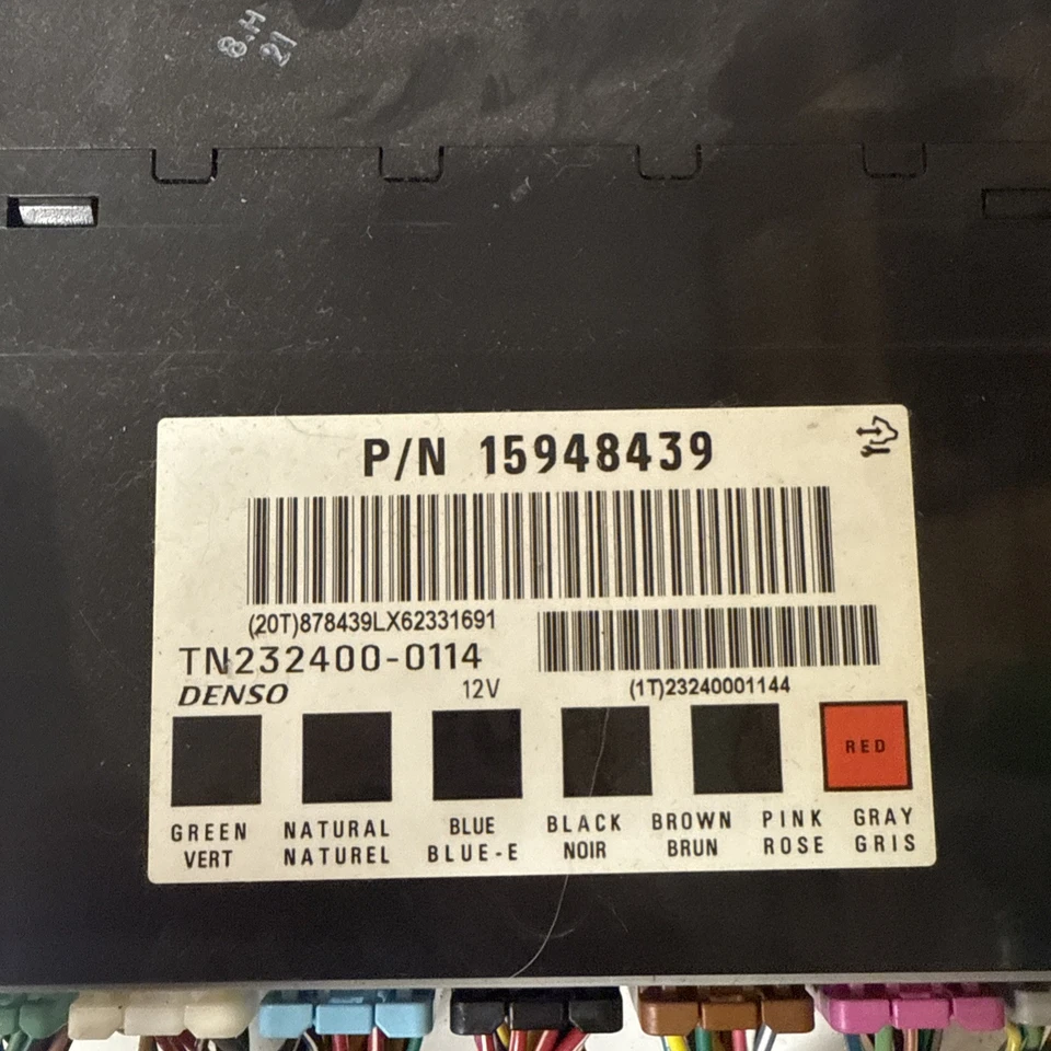 2007-2009 Chevrolet Equinox Body Control Module BCM OEM 15948439 with pigtails Foto 2 de 4