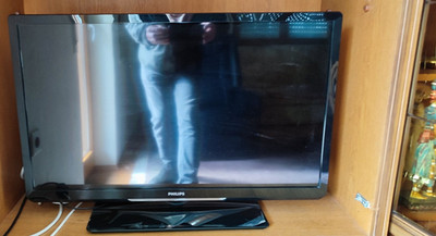 LED-TV Philips 32PFL4037K  Full-HD DVB-T/-C/S2- 200Hz