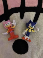 Burger King Sonic Toys Sonic and Amy Sonic The Hedgehog Lot of 2