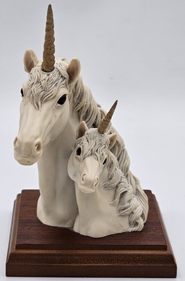 Fables Harmony Unicorn & Foal Figurine 1992 Hand Finished Hand Painted England