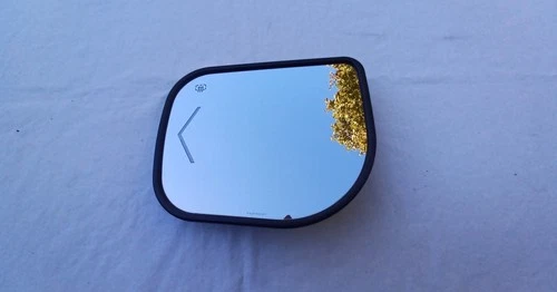 2010-2015 NISSAN ARMADA MIRROR GLASS ONLY DRIVER SIDE HEATED & TURN SIGNAL USED