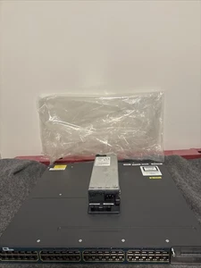 Cisco Catalyst 3560-X 48 Commutateur de port Gigabit - bleu