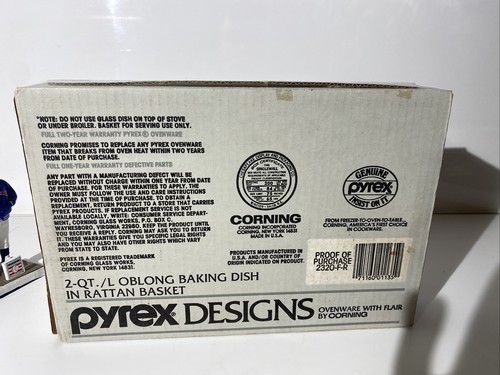Pyrex 2Qt L Oblong Baking Dish in Rattan Basket 75yr Anniversary Ed. Brand New - Picture 5 of 16