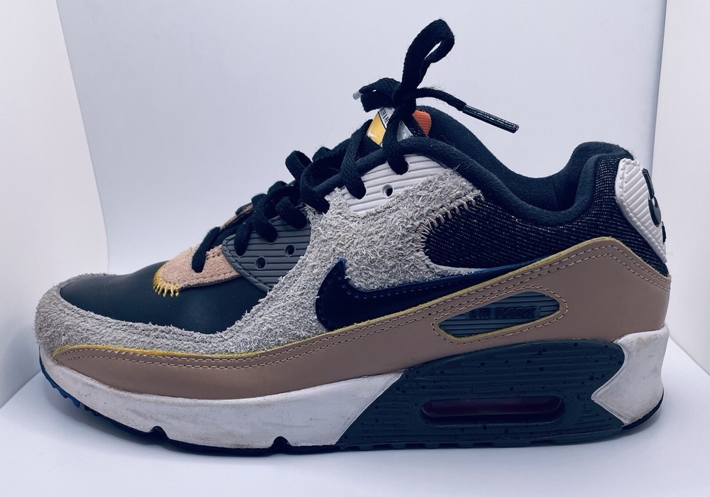 Authentic Nike Air Max 90 SE Grey Fog Alter & Reveal Kids Size 5Y Shoes