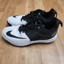 nike fly by low 2 nbk