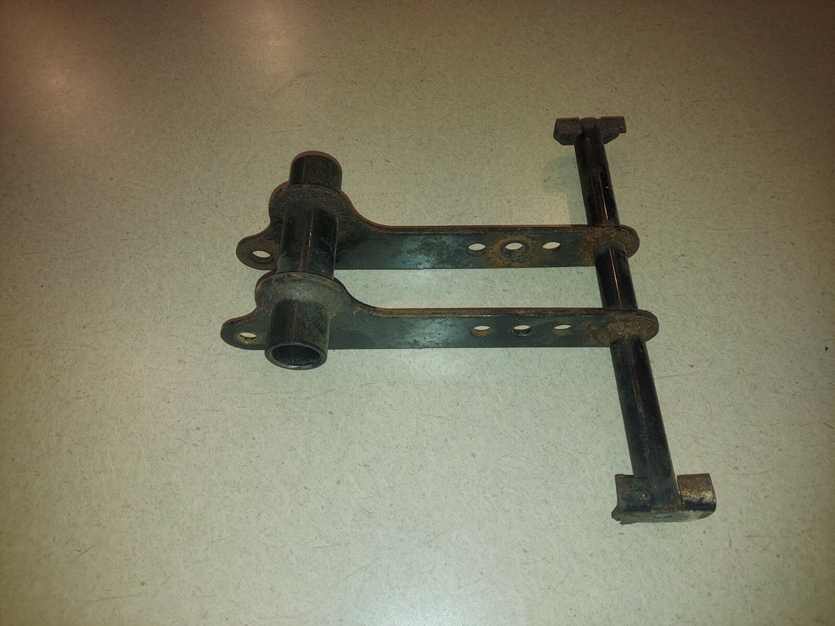 POLARIS REAR SUSPENSION FRONT SHOCK LOWER MOUNT, PART #1541711-067  
